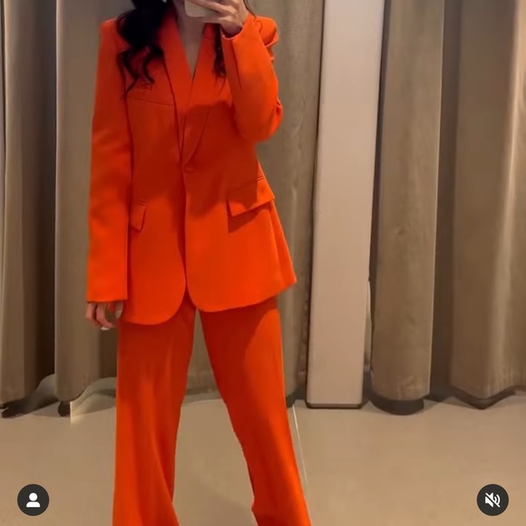 ZARA 2 Piece Blazer And Flare Pants - Picture 3 of 8